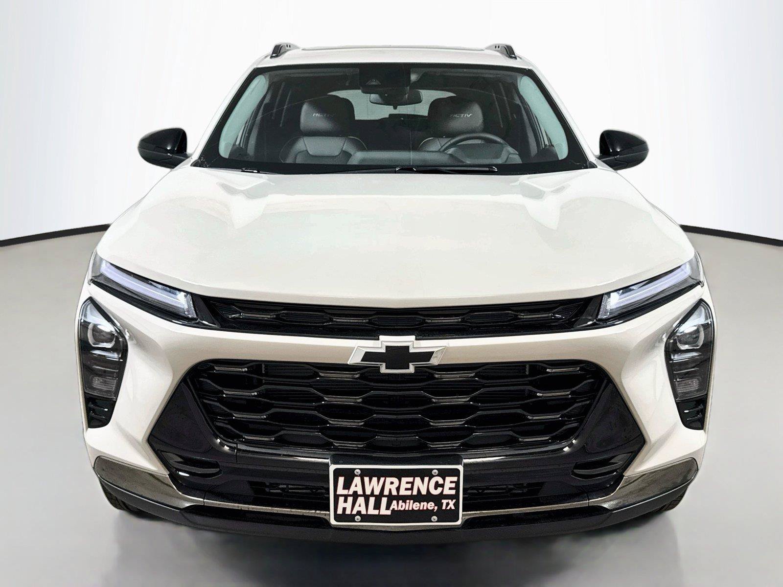 New 2026 Chevrolet Trax ACTIV w/ Sunroof Package FWD image 2