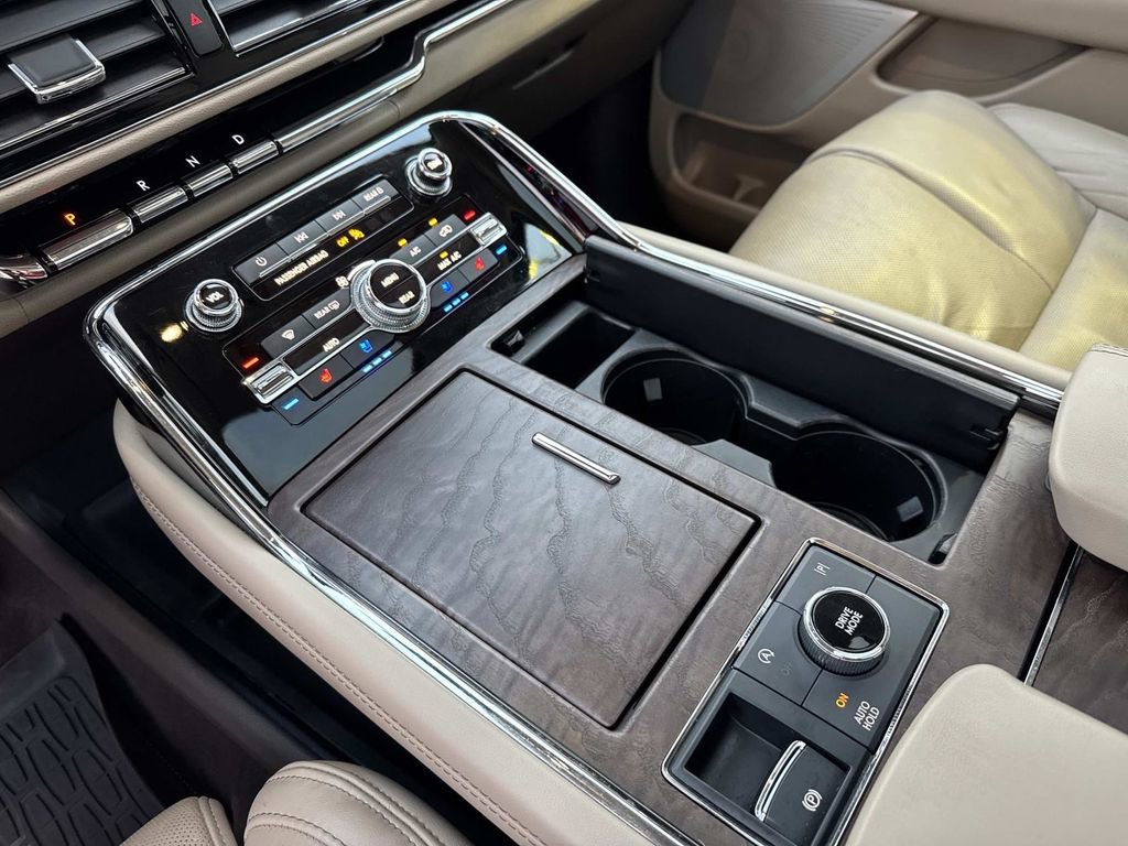 Used 2022 Lincoln Navigator L Reserve image 26
