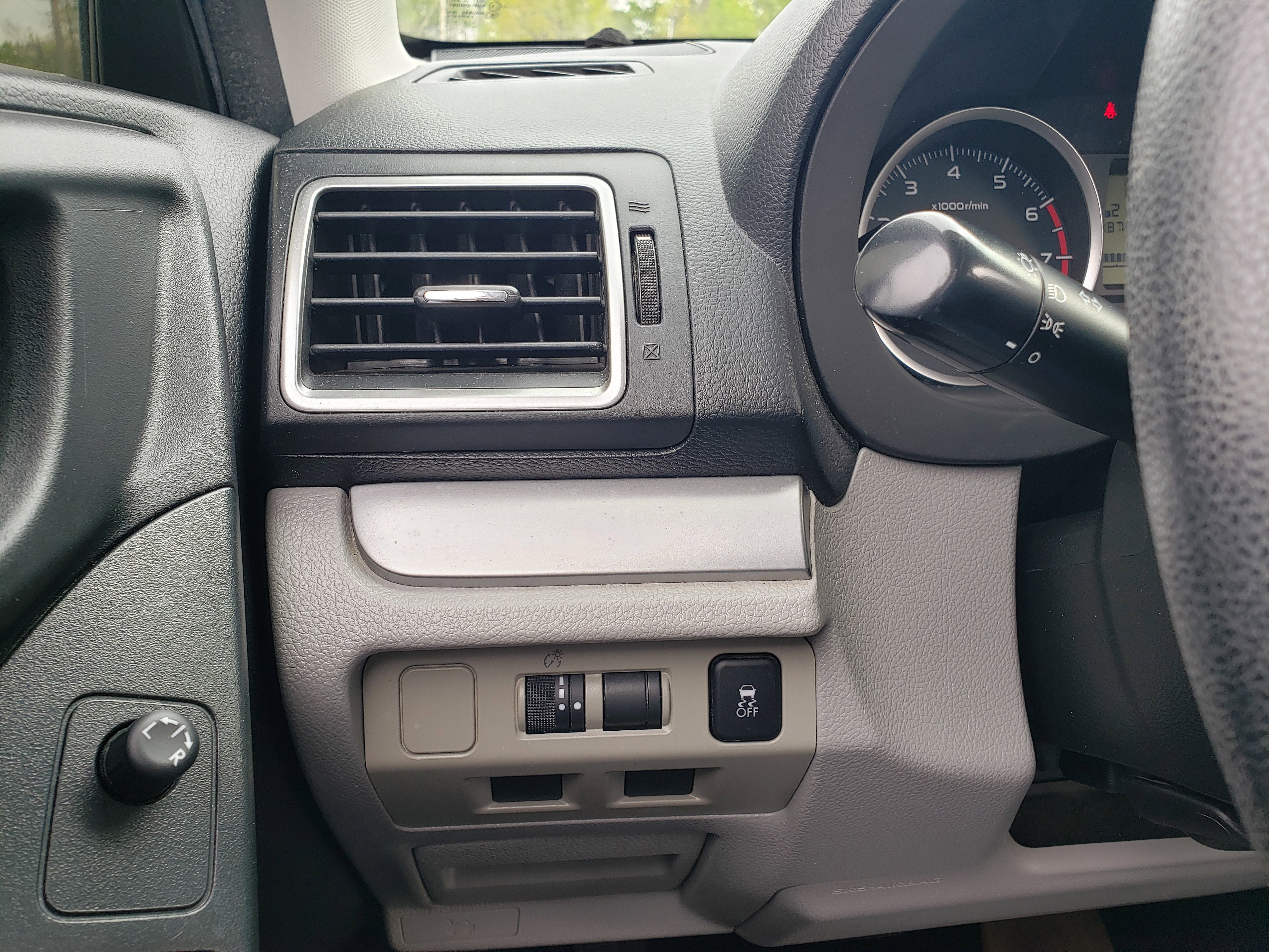 Used 2018 Subaru Forester 2.5i w/ Alloy Wheel Package image 14