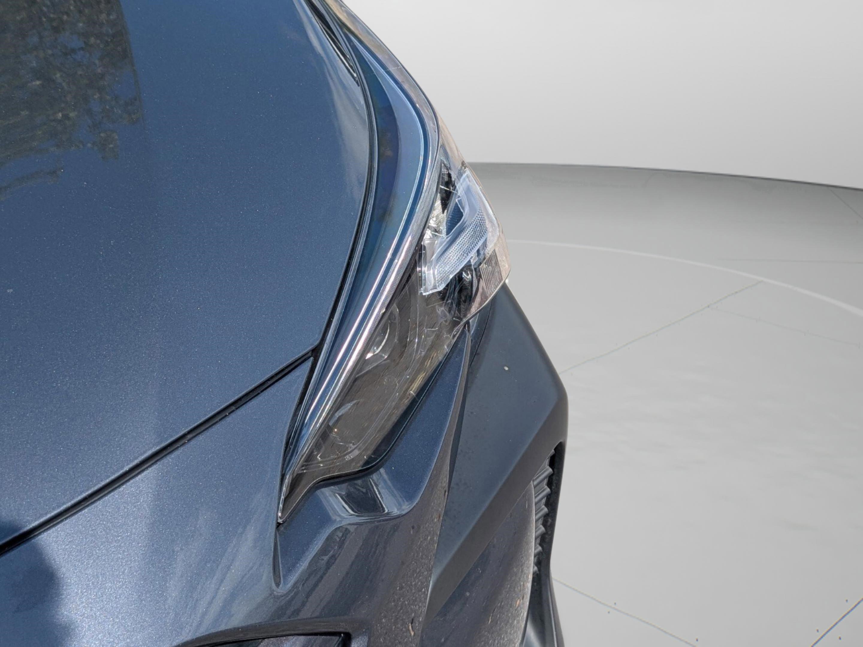 Used 2023 Subaru Outback Touring XT AWD/4WD image 12