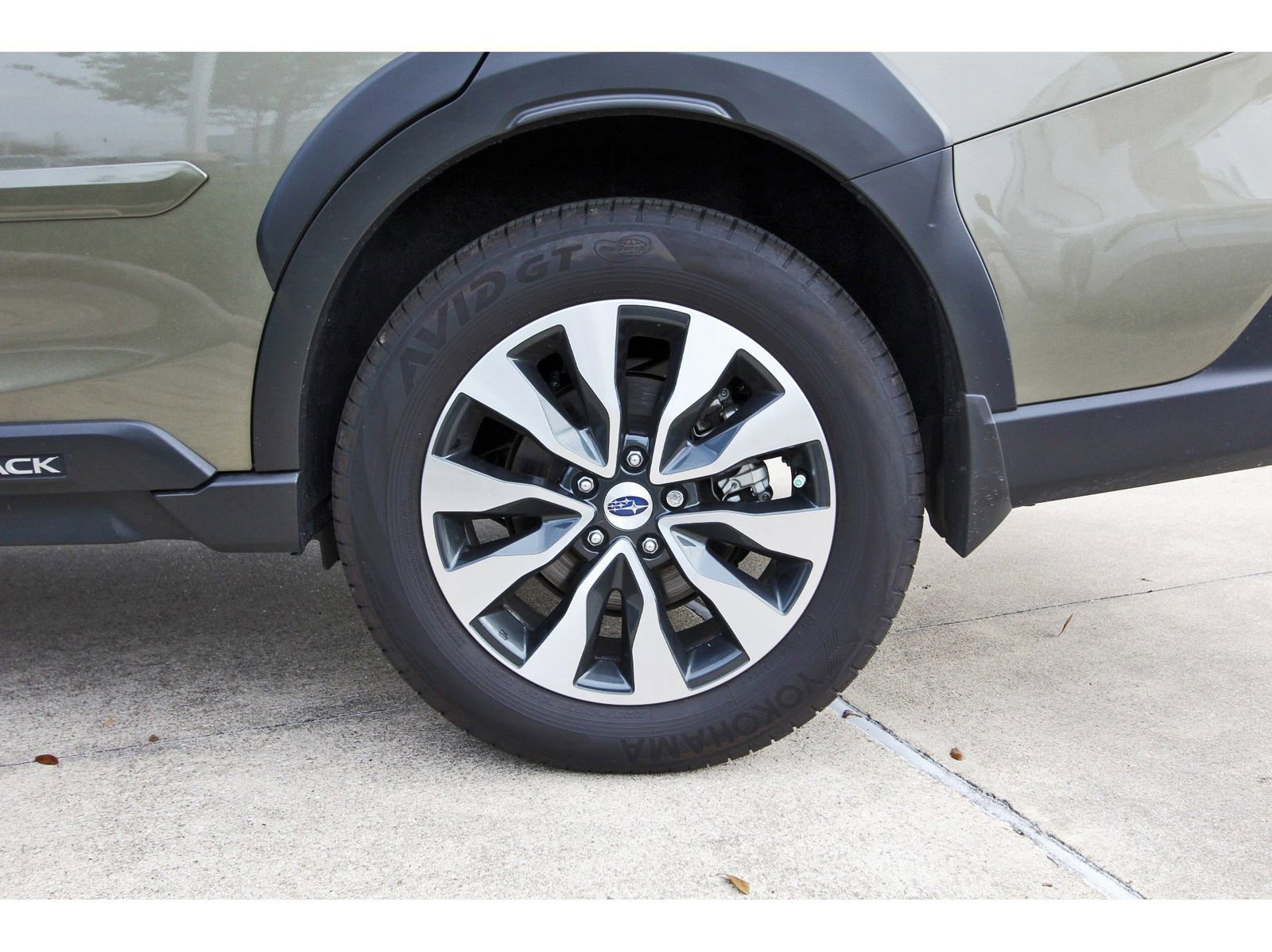 Used 2025 Subaru Outback Touring image 31