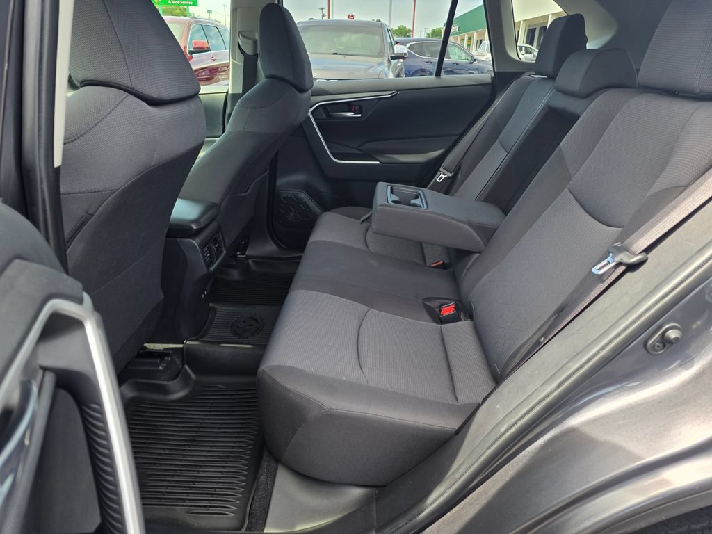 Used 2020 Toyota RAV4 XLE w/ Convenience Package AWD/4WD image 12