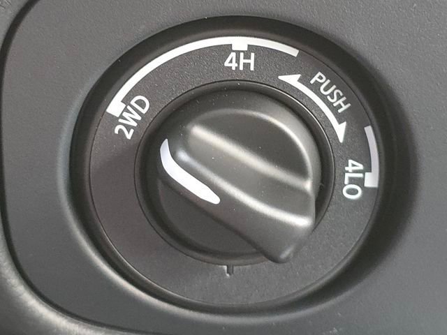 New 2026 Nissan Frontier S image 7