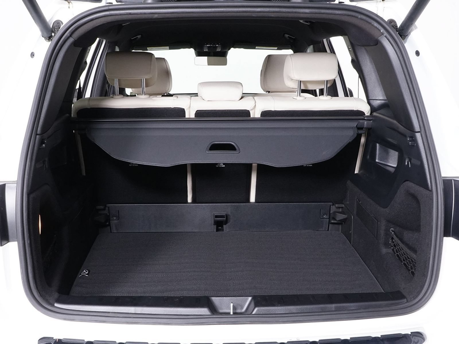 Used 2025 Mercedes-Benz GLB 250 4MATIC image 18