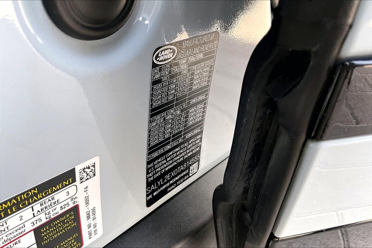 Used 2026 Land Rover Range Rover Velar Dynamic SE image 35