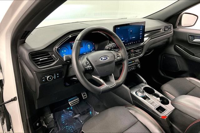 Used 2023 Ford Escape ST-Line Elite image 14