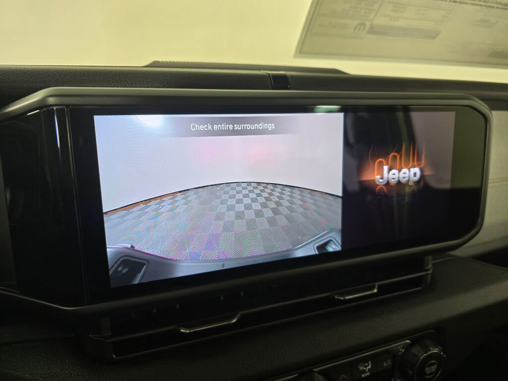 New 2025 Jeep Gladiator Sport image 28