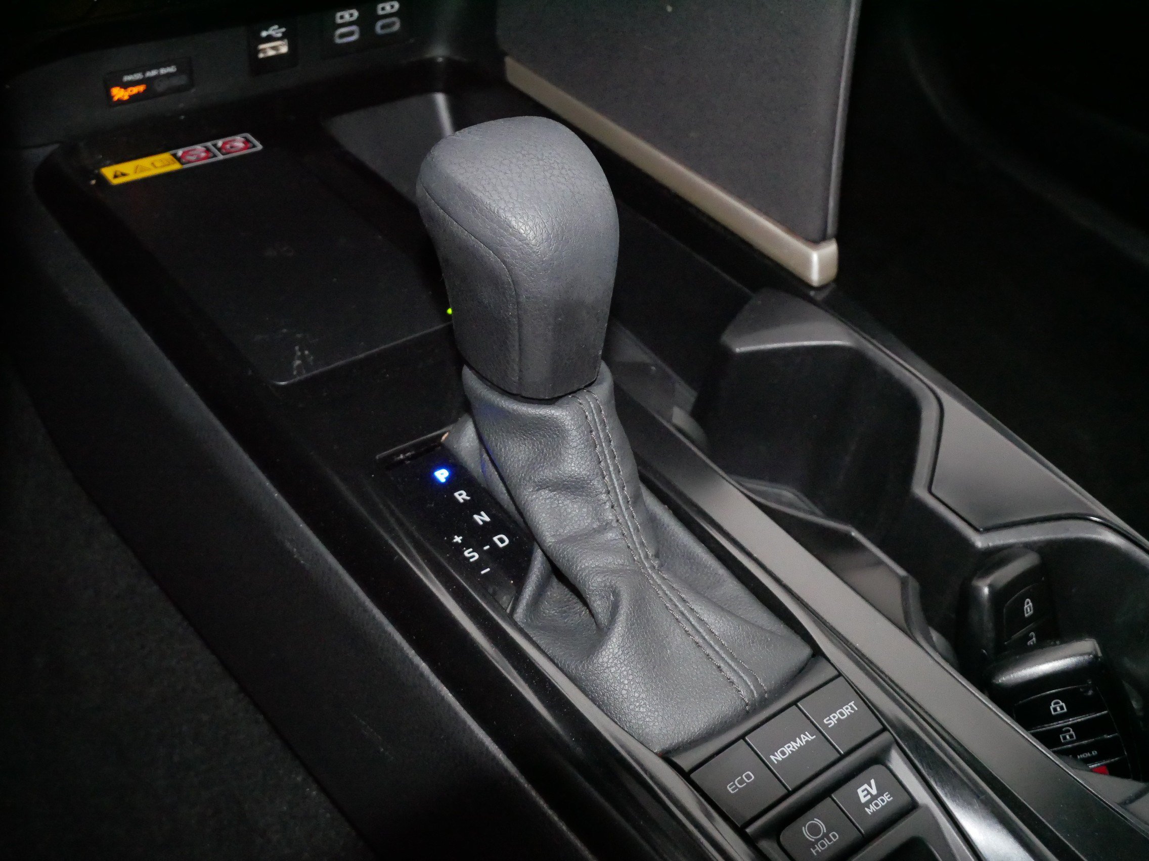 Certified 2025 Toyota Camry LE FWD image 23