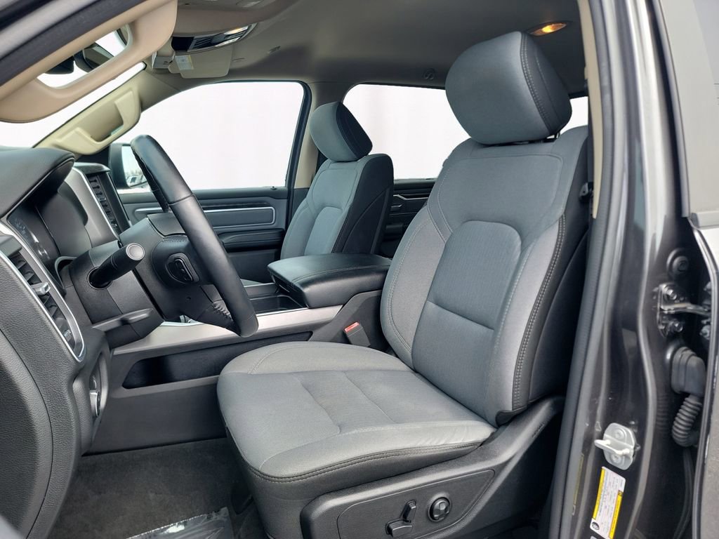 Used 2020 RAM 1500 Big Horn AWD/4WD image 9
