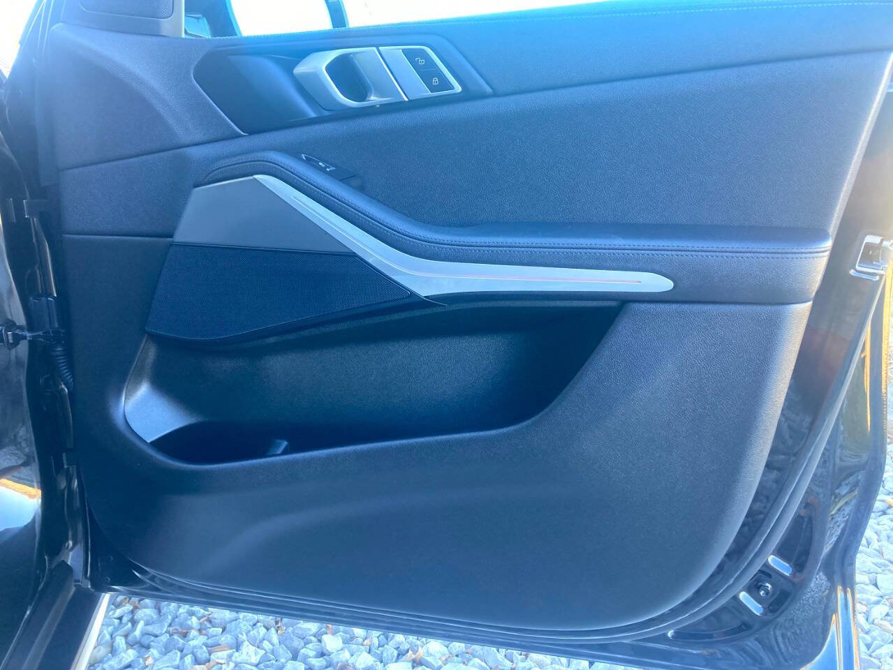 Used 2022 BMW X5 xDrive40i w/ Premium Package image 21