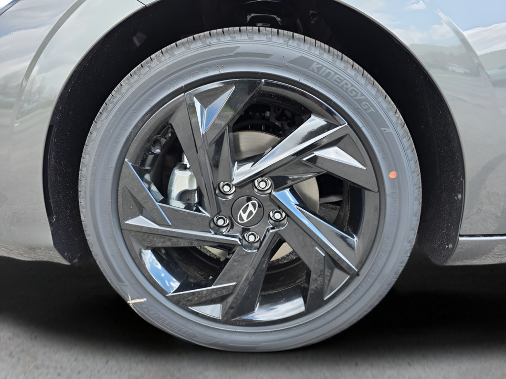 New 2026 Hyundai Elantra SEL Sport Premium FWD image 10