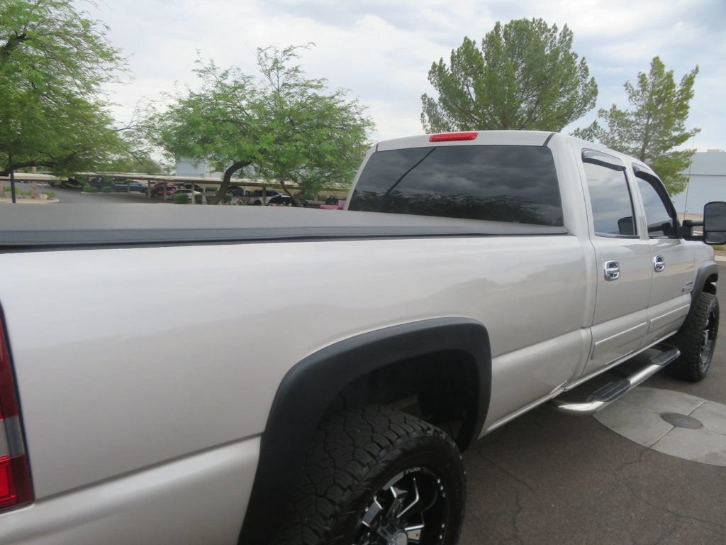 Used 2006 Chevrolet Silverado 2500 2WD Crew Cab image 10