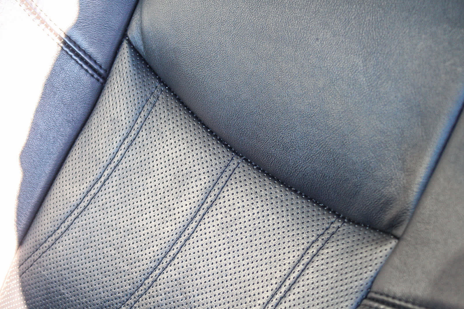 Used 2016 INFINITI QX60 FWD w/ Premium Plus Package image 24