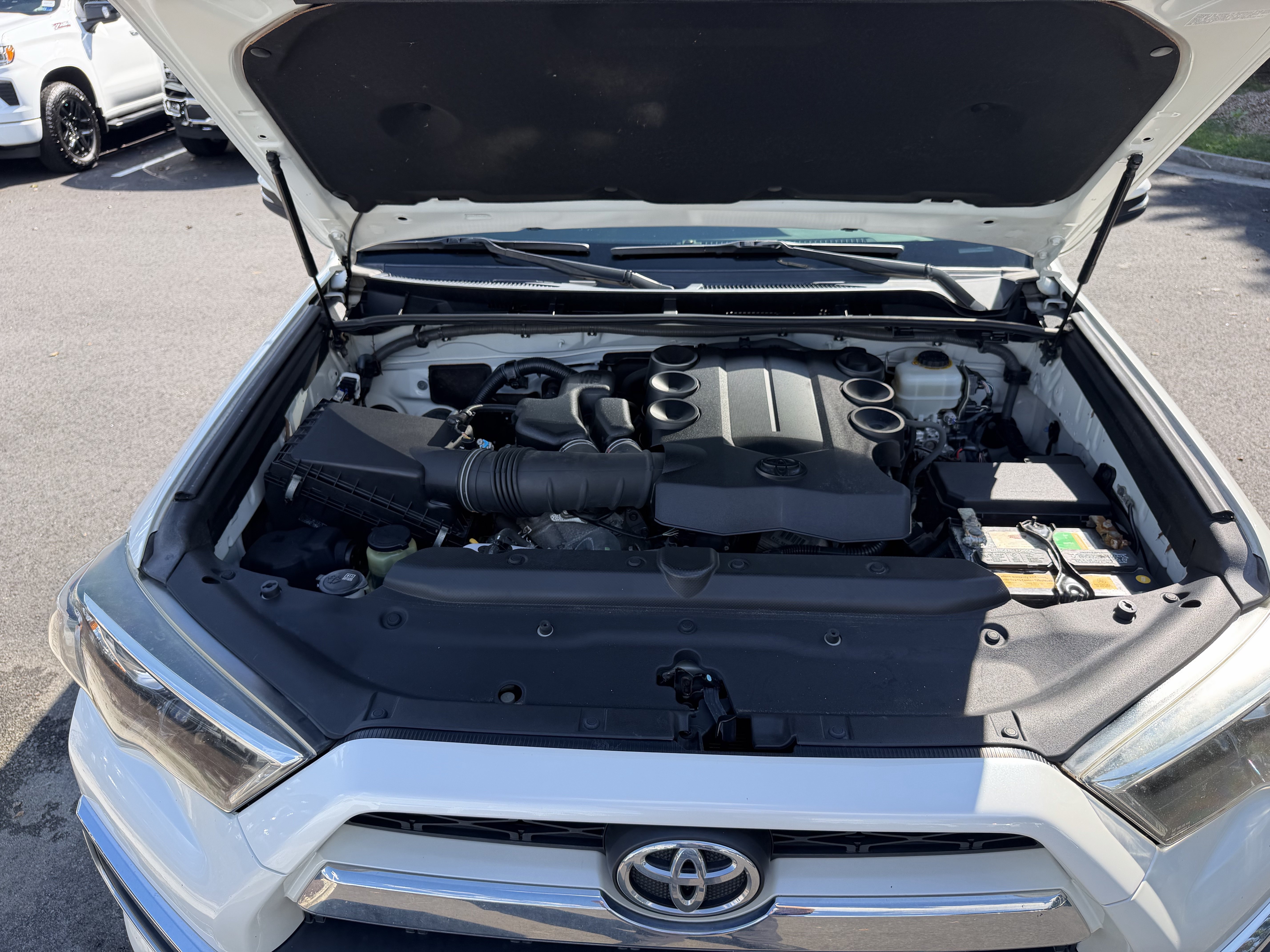 Used 2016 Toyota 4Runner Limited AWD/4WD image 36