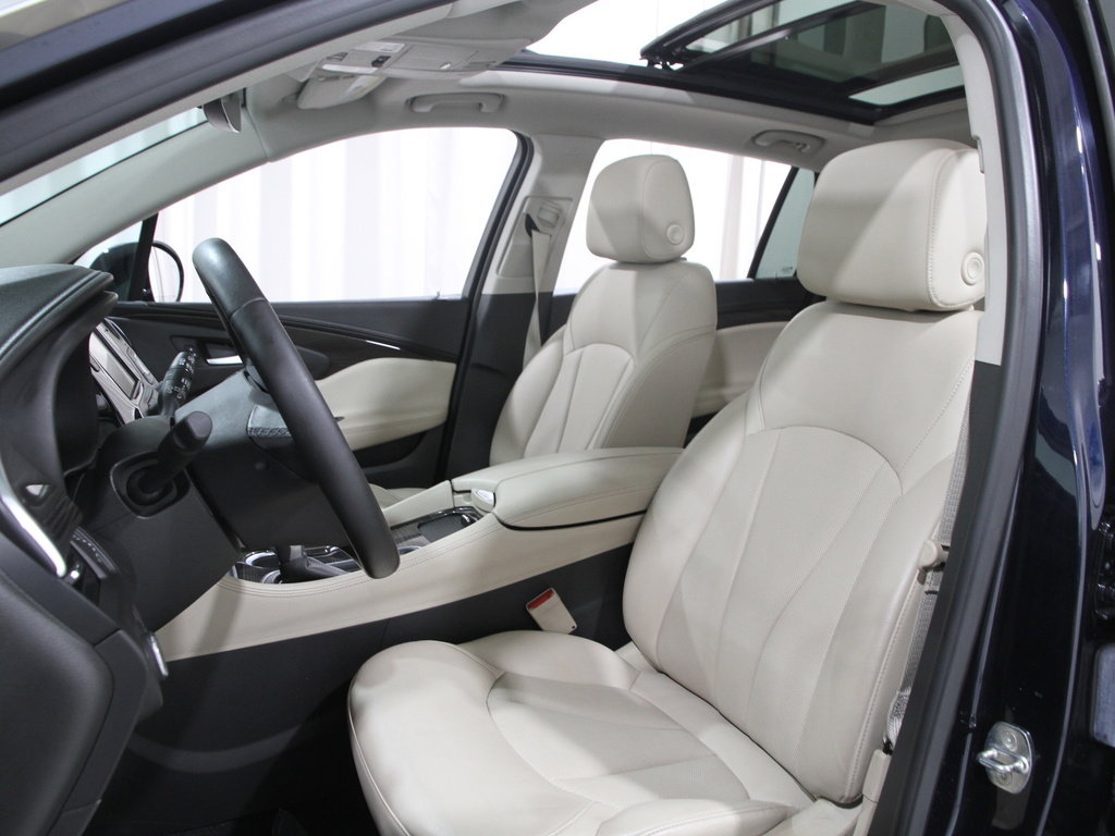 Used 2020 Buick Envision Premium w/ LPO, Active Package image 5