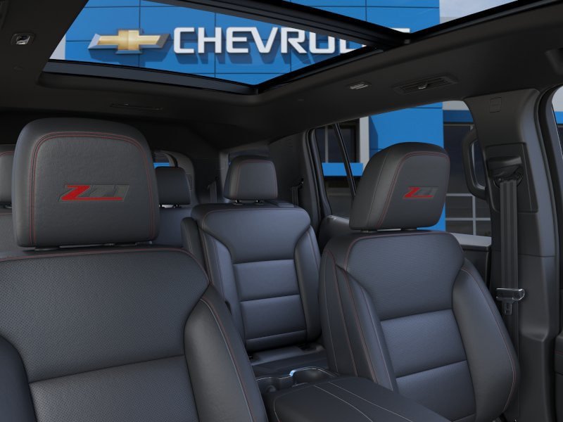 New 2026 Chevrolet Traverse Z71 w/ Enhanced Driving Package AWD/4WD image 24