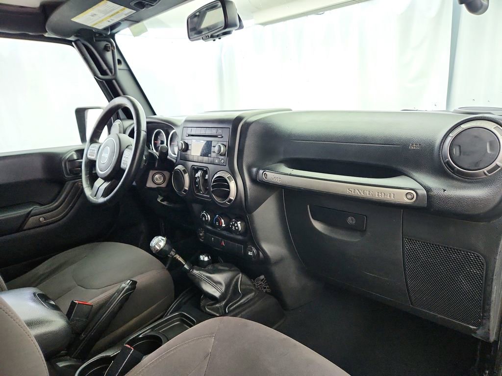 Used 2016 Jeep Wrangler Unlimited Sport w/ Quick Order Package 23S AWD/4WD image 18