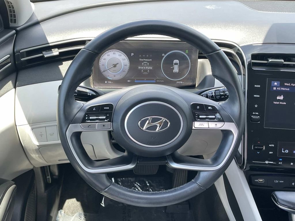 Certified 2022 Hyundai Tucson SEL w/ Convenience + Premium Package AWD/4WD image 19