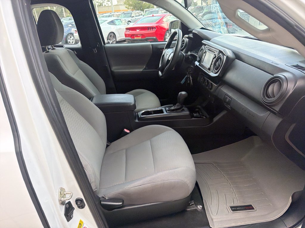 Used 2017 Toyota Tacoma SR RWD image 27