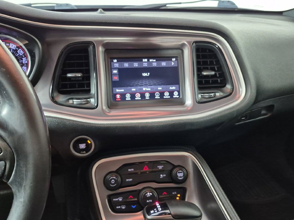 Used 2019 Dodge Challenger SXT RWD image 22