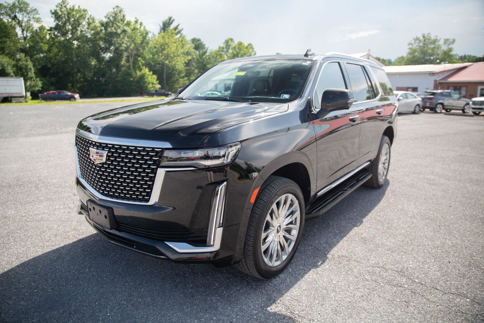 Used 2022 Cadillac Escalade Premium Luxury image 8