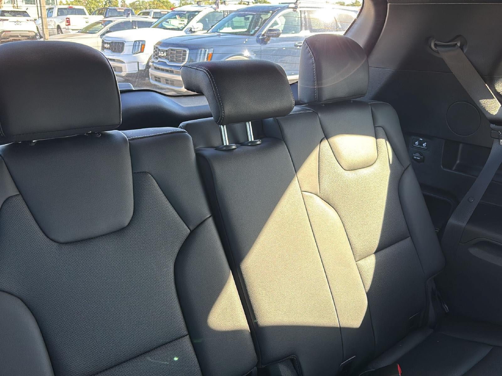 Certified 2025 Kia Telluride EX X-Line AWD/4WD image 24