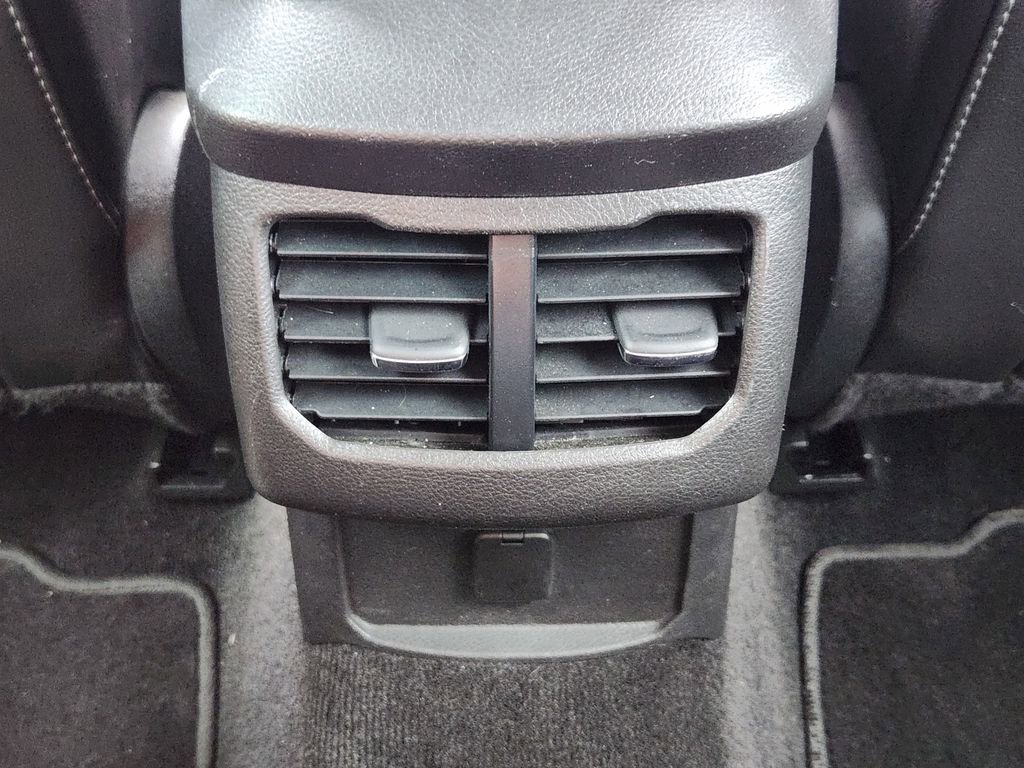 Used 2015 Ford Fusion Titanium image 32