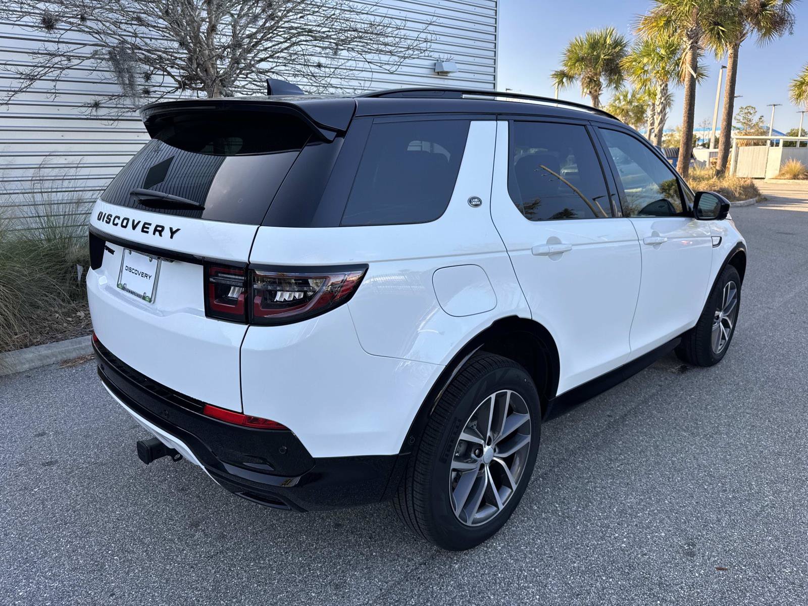 Used 2026 Land Rover Discovery Sport Landmark AWD/4WD image 6