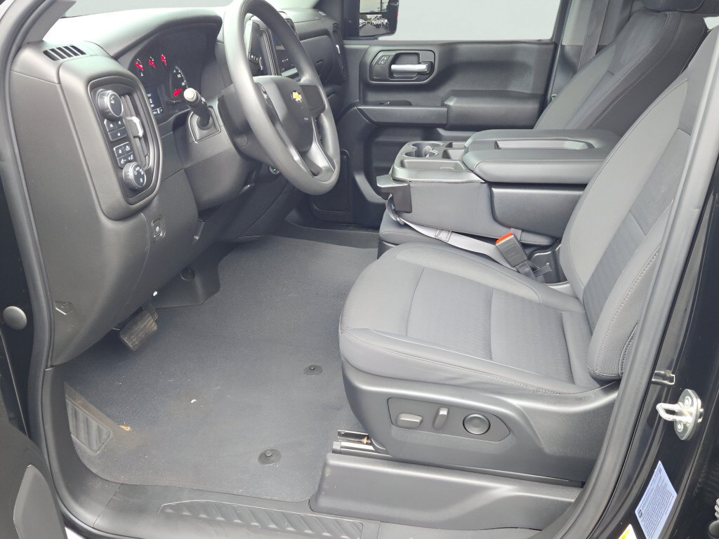 Certified 2024 Chevrolet Silverado 2500 Custom w/ Custom Value Package AWD/4WD image 27