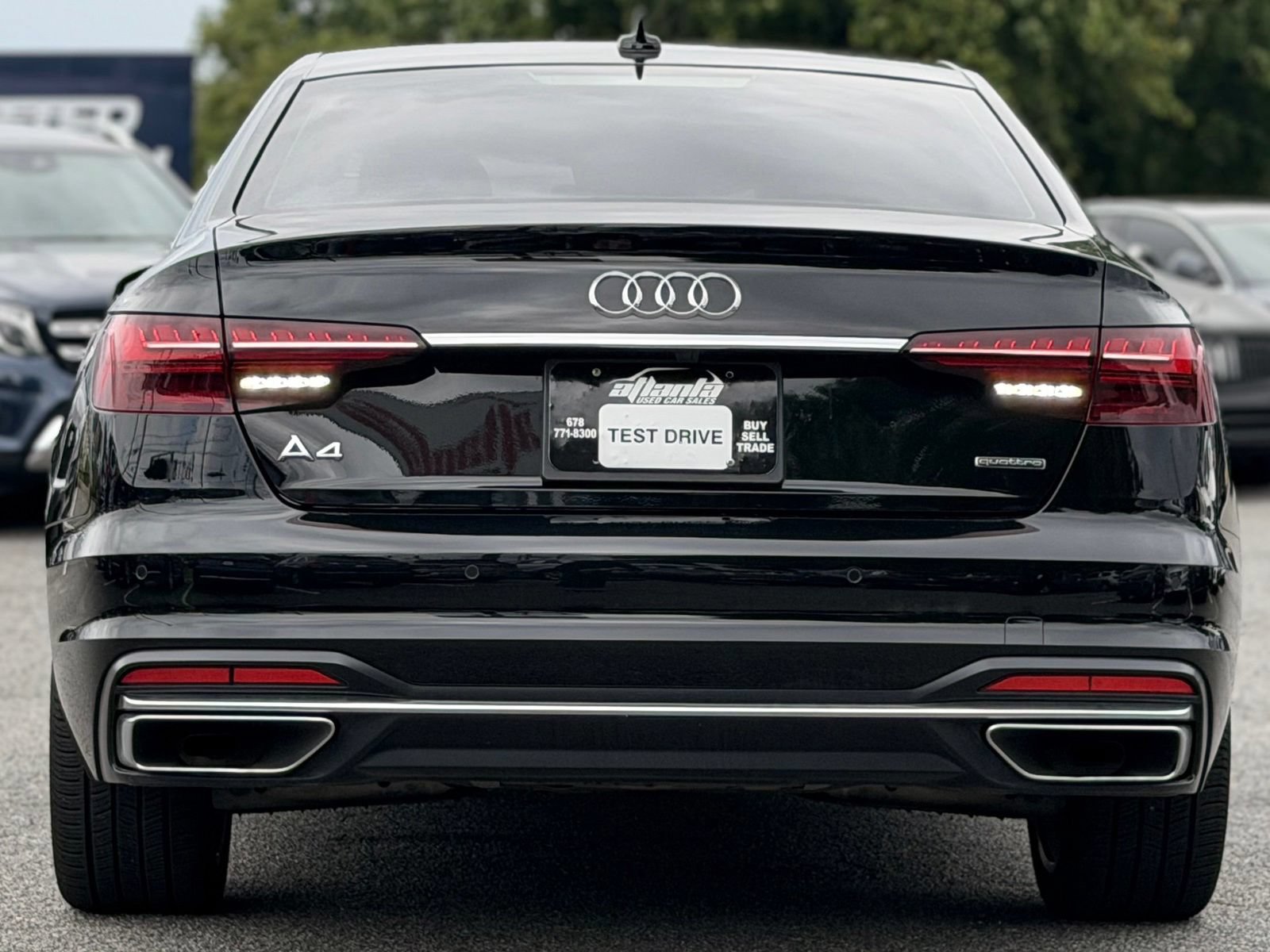 Used 2022 Audi A4 2.0T Premium w/ Convenience Package AWD/4WD image 4