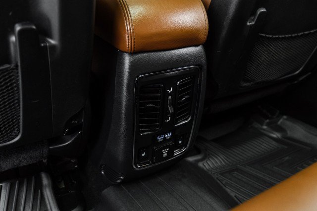 Used 2020 Jeep Grand Cherokee Summit w/ Platinum Series Group AWD/4WD image 37