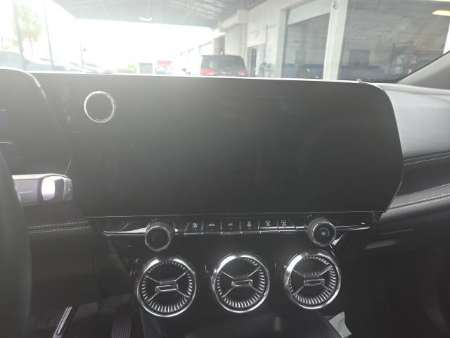 Used 2024 Chevrolet Blazer EV LT AWD/4WD image 21