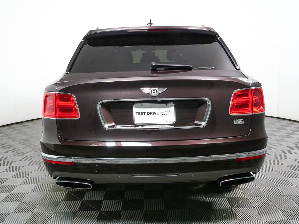 Used 2017 Bentley Bentayga image 30