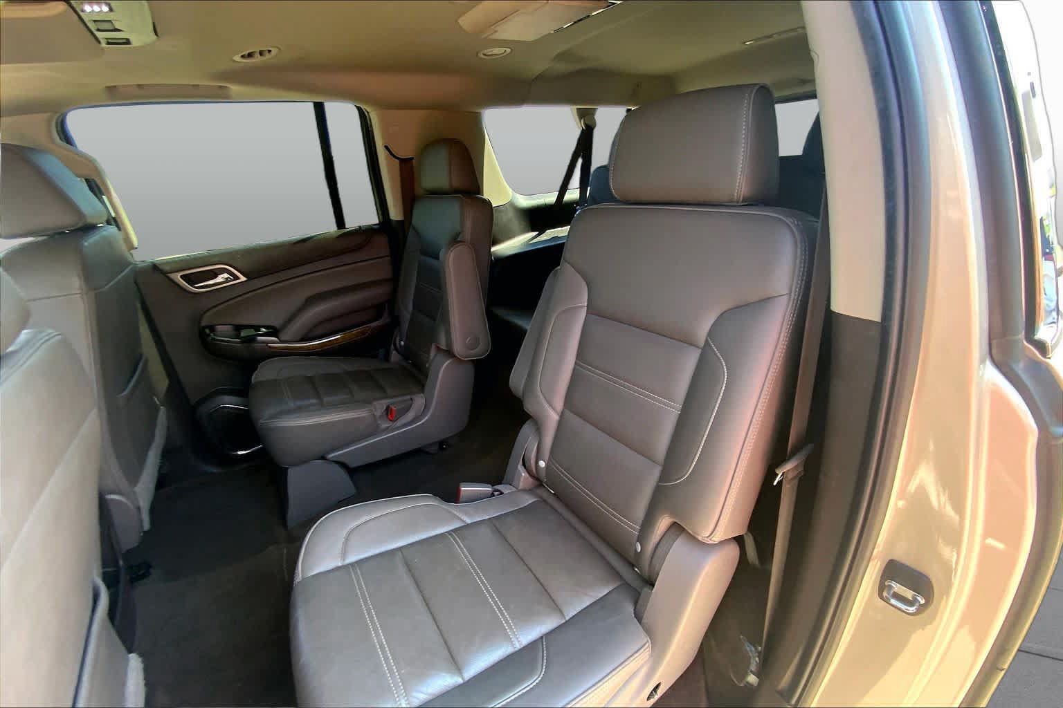 Used 2017 GMC Yukon XL Denali w/ Open Road Package AWD/4WD image 20