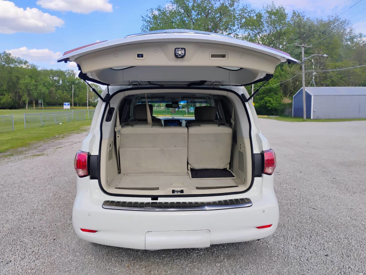 Used 2013 INFINITI QX56 4WD w/ Theater Pkg image 9