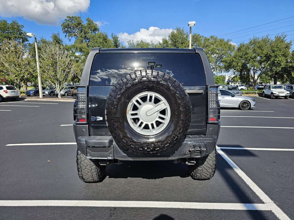 Used 2010 HUMMER H3 Luxury AWD/4WD image 4