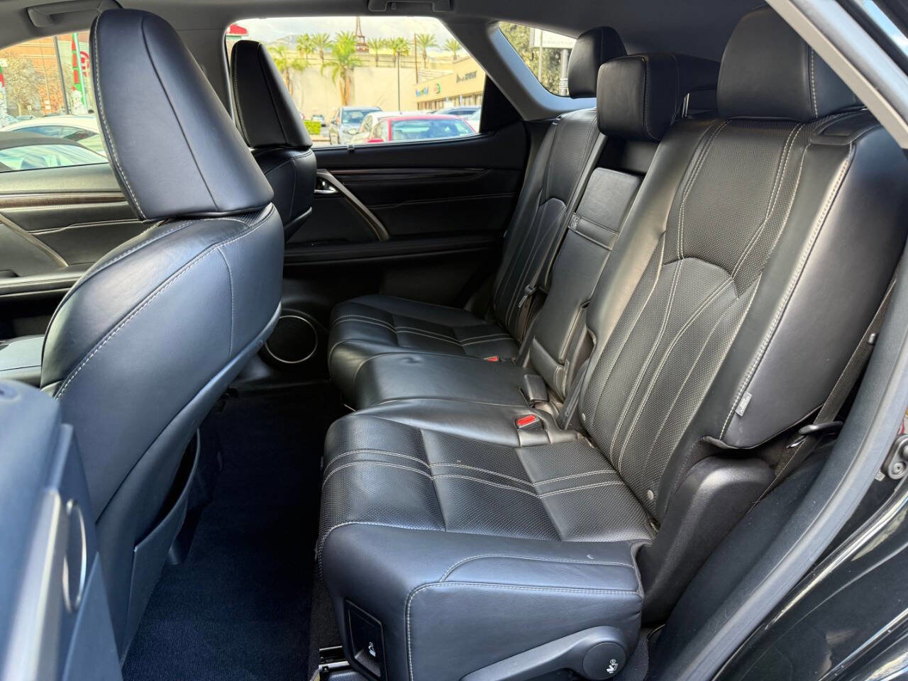 Used 2018 Lexus RX 350L Luxury w/ Accessory Package image 33