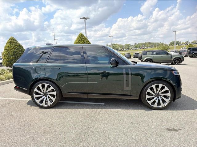 New 2026 Land Rover Range Rover SE image 6