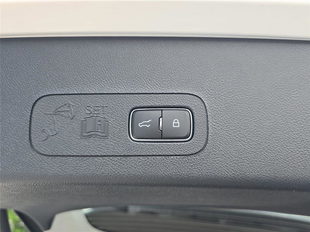 New 2026 Lincoln Aviator 2WD image 26
