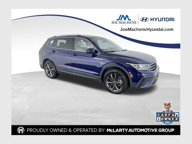 Used 2022 Volkswagen Tiguan SE FWD image 1