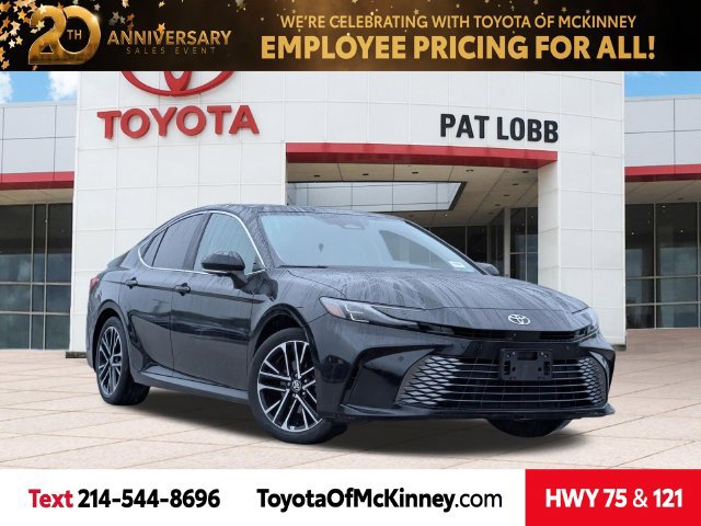 Used 2025 Toyota Camry XLE w/ Premium Plus Package