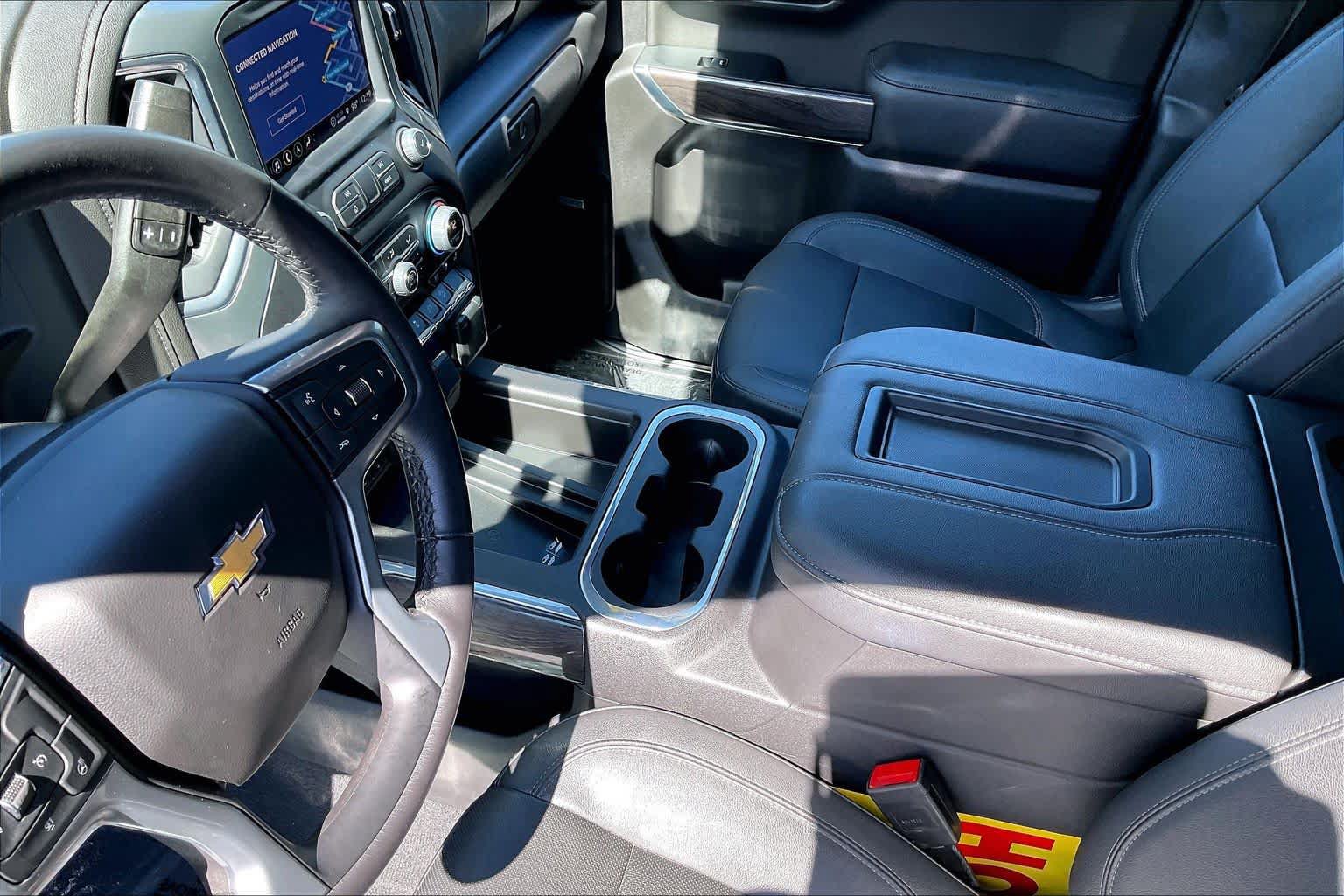 Used 2022 Chevrolet Silverado 1500 LTZ AWD/4WD image 17