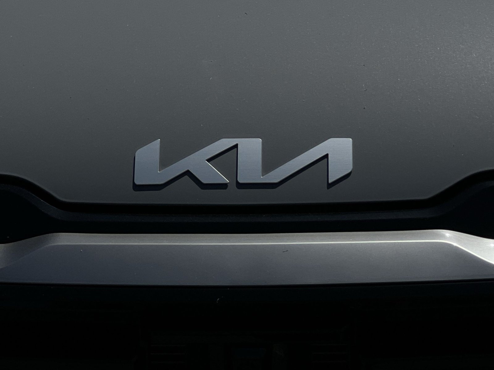 New 2026 Kia Sportage SX FWD image 12