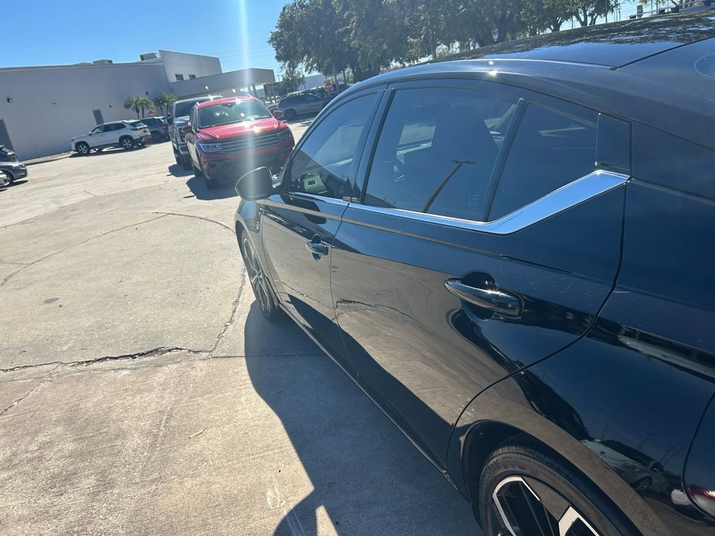 Used 2023 Nissan Altima 2.5 SR image 28