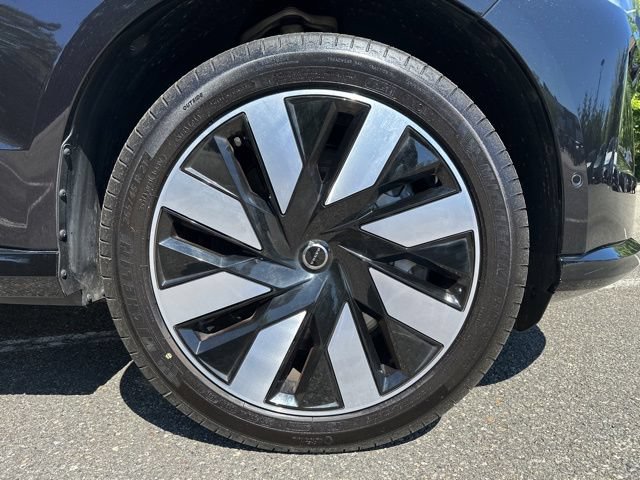 Certified 2025 Volvo EX90 Plus AWD/4WD image 11