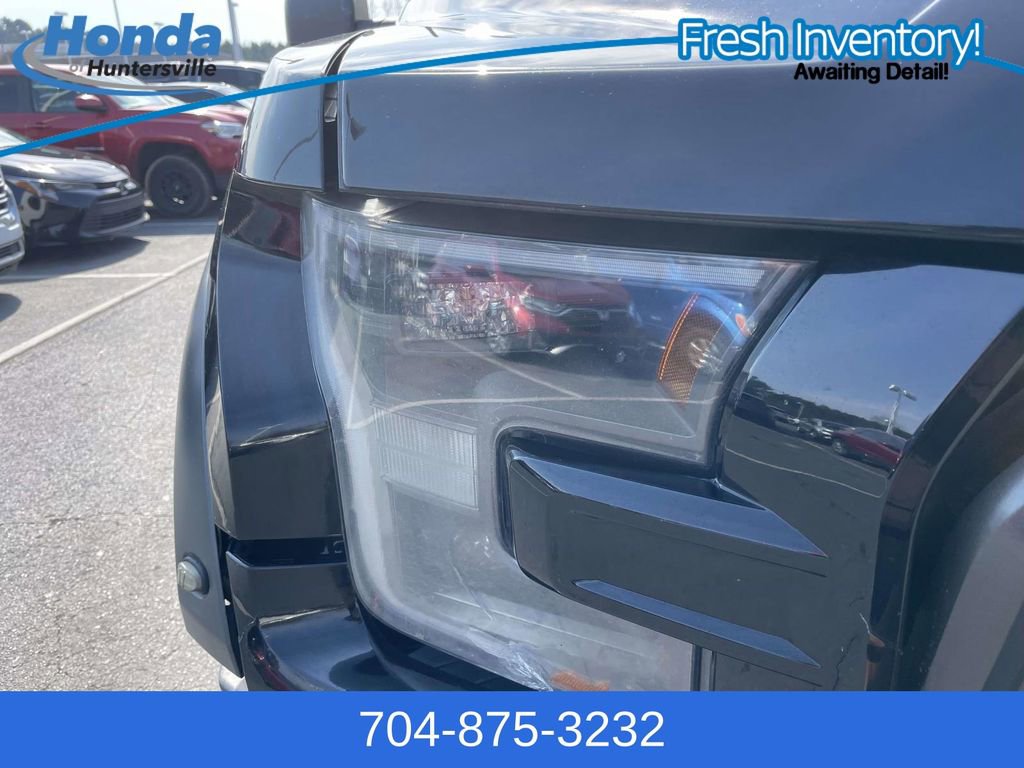Used 2018 Ford F150 Raptor w/ Equipment Group 801A Mid AWD/4WD image 14