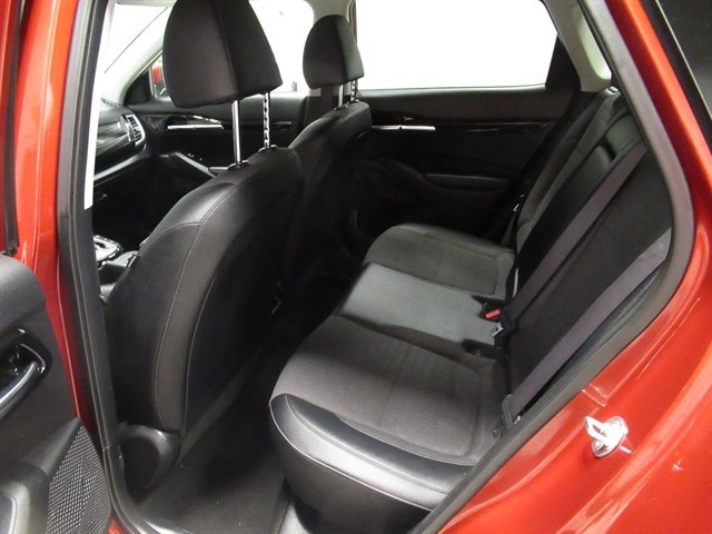 Used 2024 Kia Seltos X-Line AWD/4WD image 12