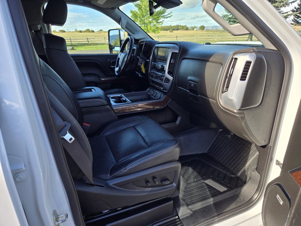 Used 2019 GMC Sierra 3500 SLT image 28