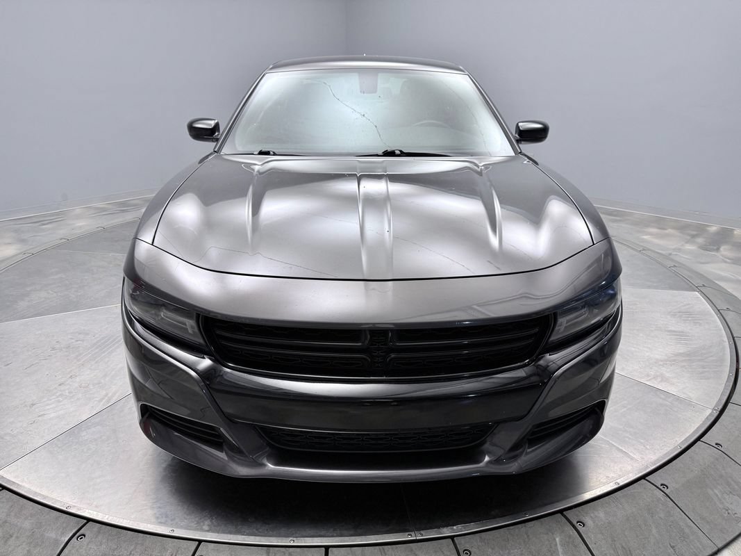 Used 2017 Dodge Charger R/T w/ Blacktop Package RWD image 2