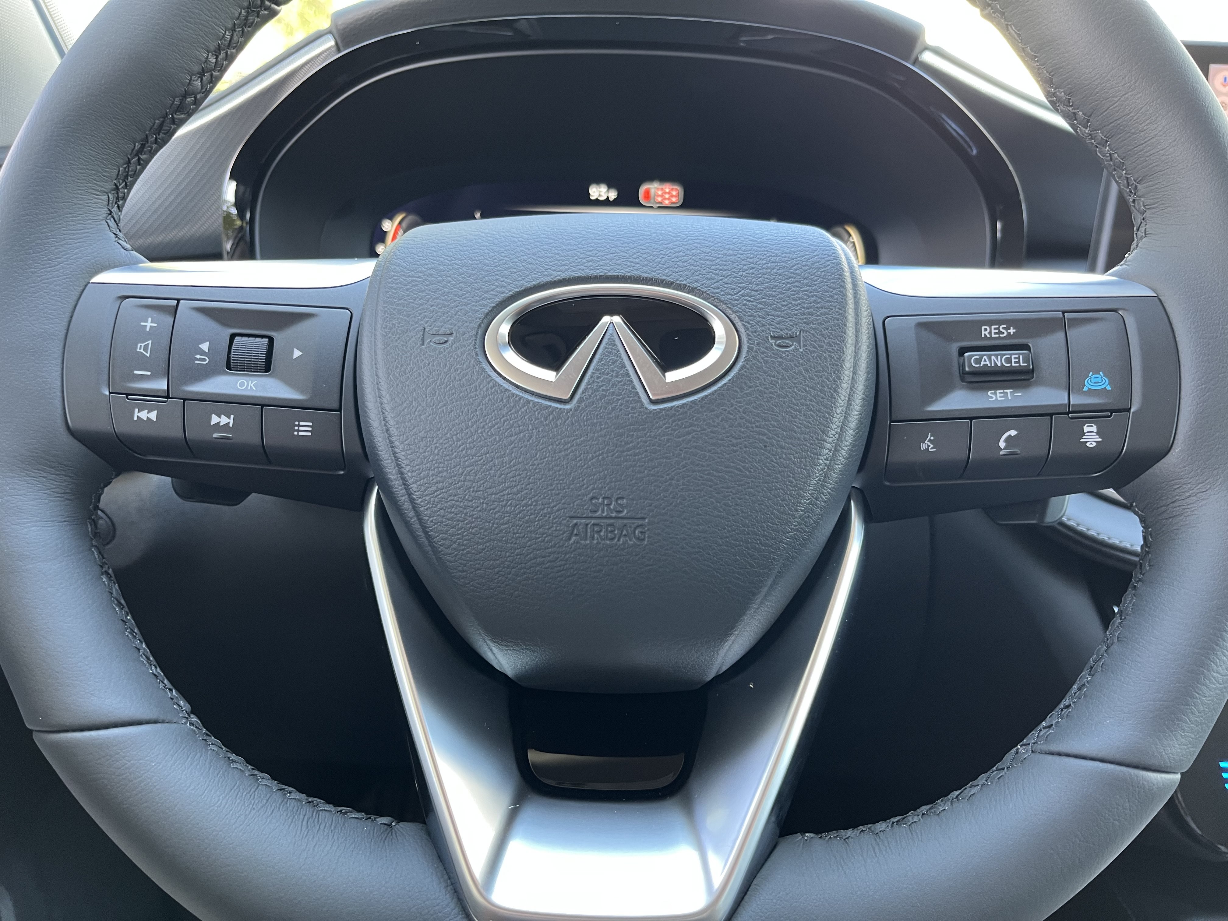 New 2027 INFINITI QX60 Luxe w/ Cargo Package FWD image 19